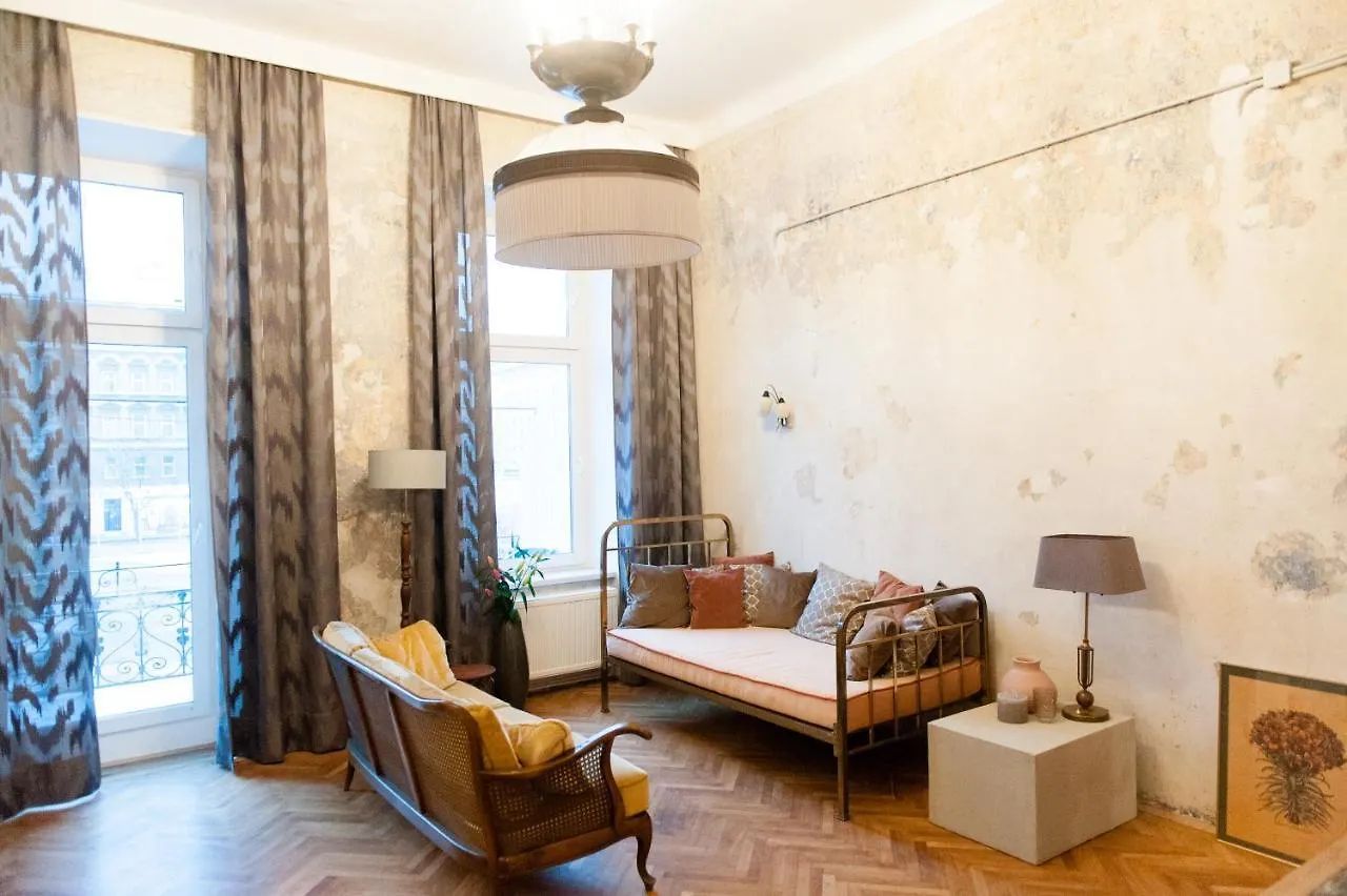 Larogy Apartments Augarten Vienna
