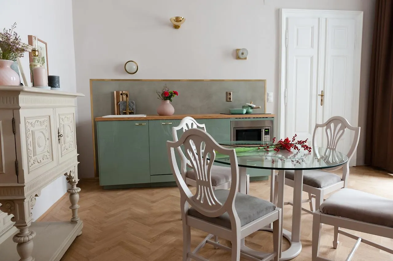 Larogy Apartments Augarten Vienna