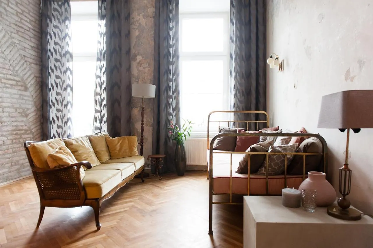 Larogy Apartments Augarten Vienna Austria